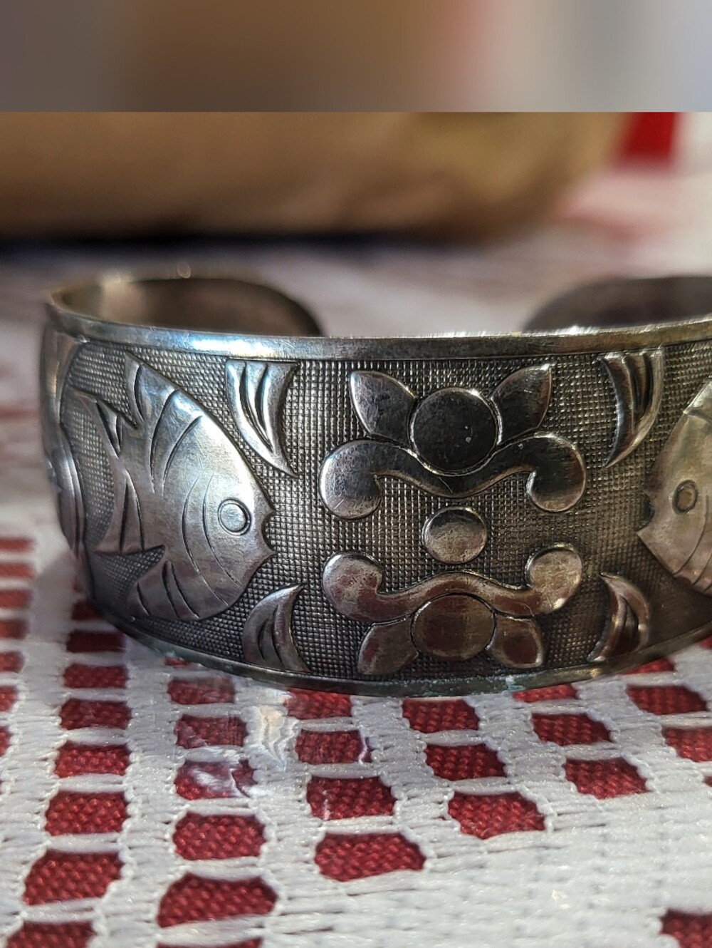 Vintage Silver Tone Fish Cuff Bracelet - Boho Tropical Angelfish Design